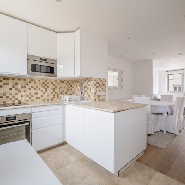 KITCHEN-1-min-scaled