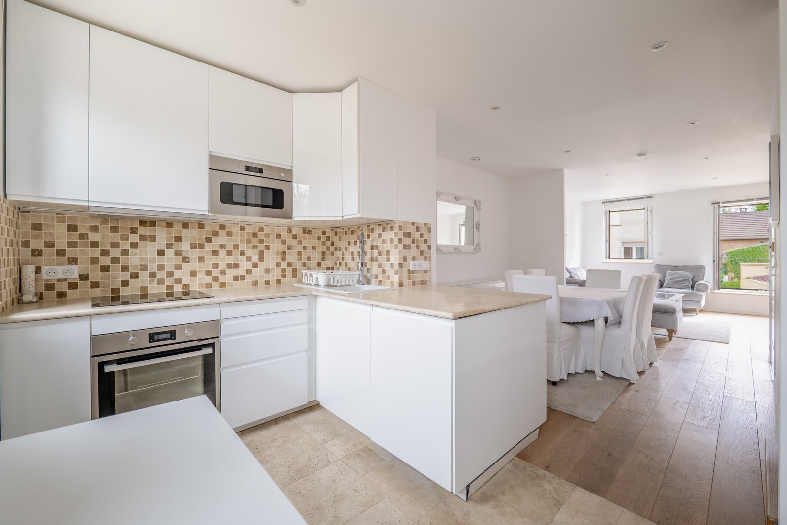 KITCHEN-1-min-scaled